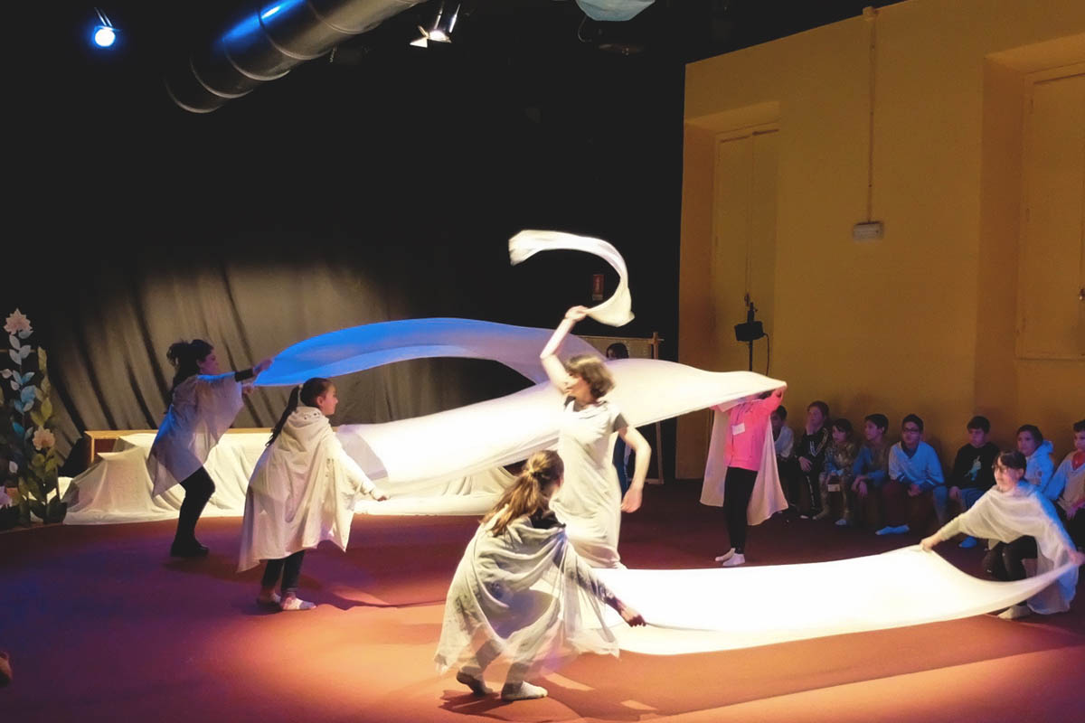 trebbo-teatro-bambini-scuole-famiglie-milano-580_0002_Livello 29