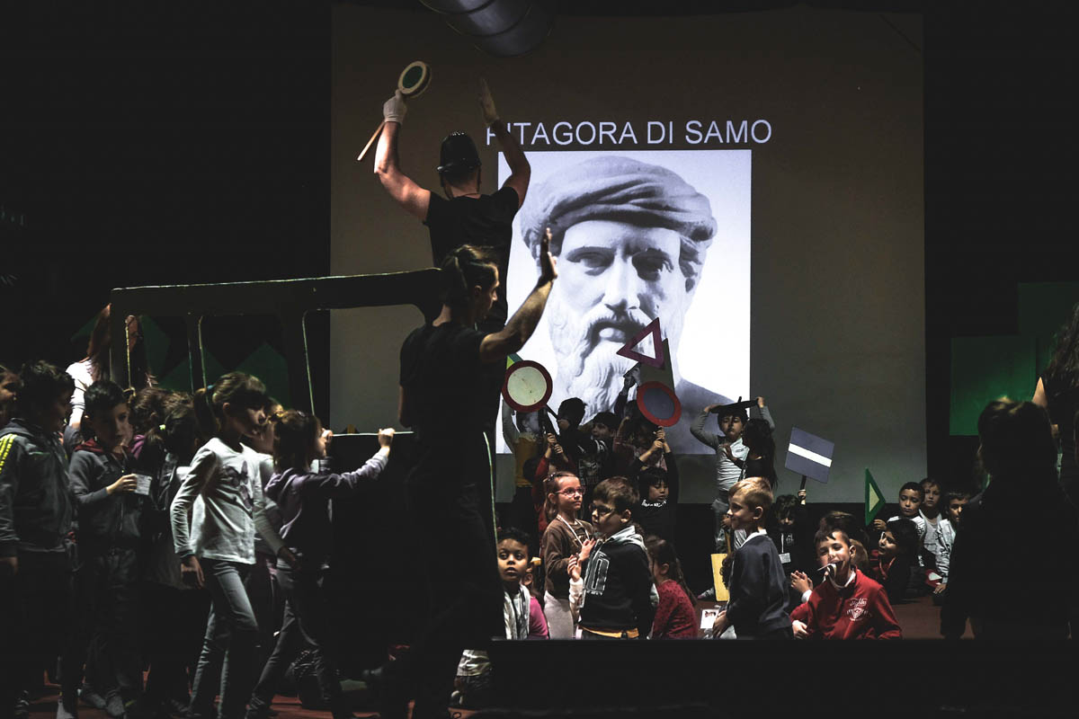 trebbo-teatro-bambini-scuole-famiglie-milano-635_0003_Livello 24