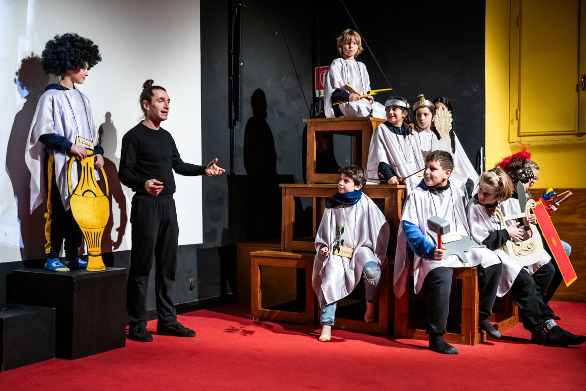 trebbo-teatro-bambini-scuole-famiglie-milano-antica-grecia-101_0006_Livello 6