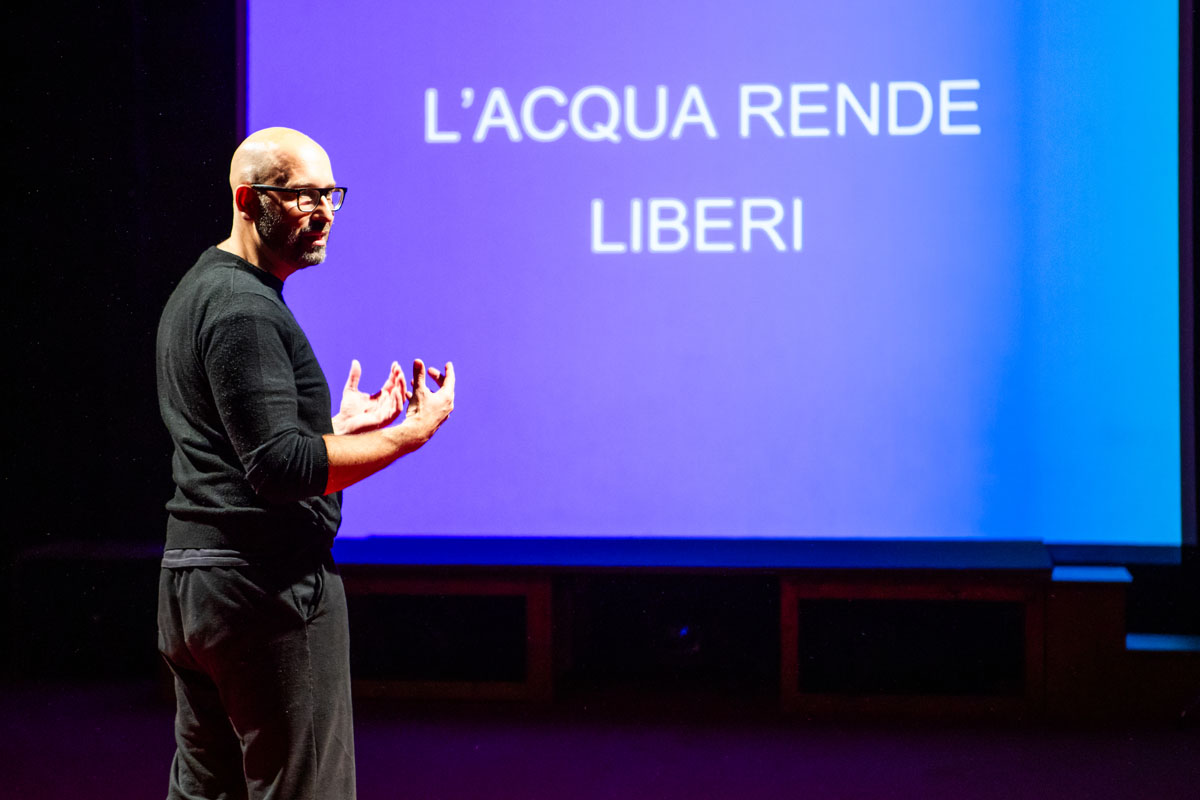 trebbo-teatro-bambini-scuole-famiglie-milano-h2o-101_0003_Livello 8